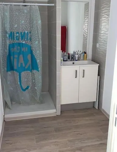 Apartamento Idéalement Situé à2min à Pied Du Tram2
